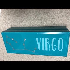 Adorable Glass jewelry box/storage